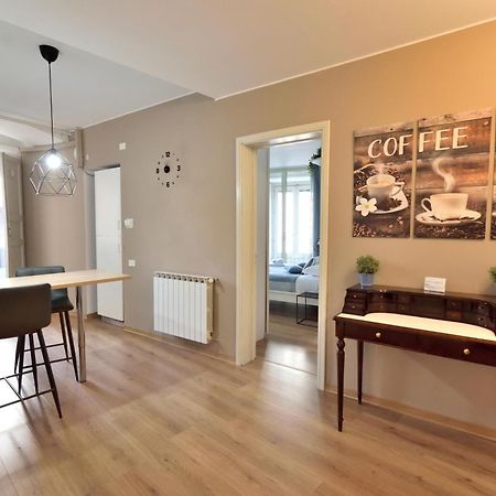 La Casa Di Carta In Piazza Stesicoro Apartment Catania Luaran gambar
